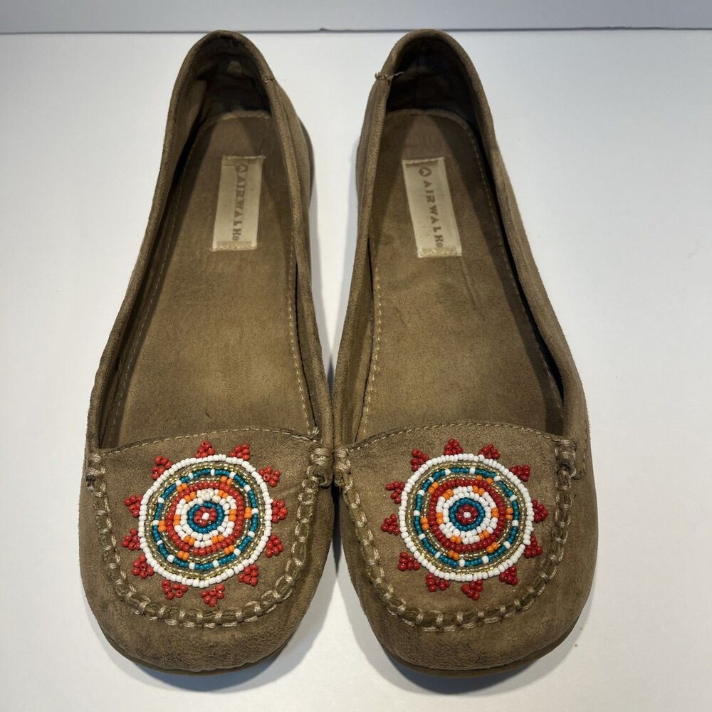 Airwalk Shoes Moccasins Women’s 8 Brown Suede Leather Colorful Beaded Flat